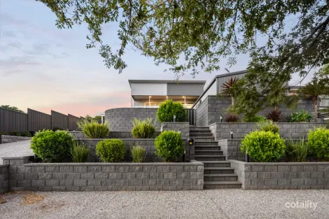 77 Murray Rd, Port Noarlunga, SA 5167