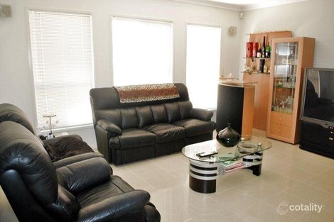 Property photo of 14 Laing Place West Hoxton NSW 2171