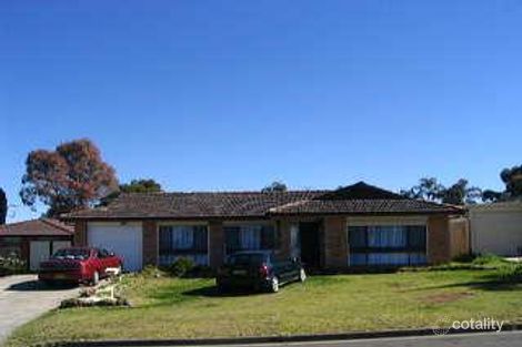 Property photo of 13 Marciano Close Edensor Park NSW 2176