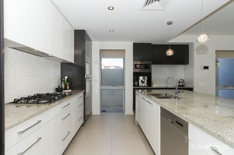 Property photo of 24 Tenerife Boulevard Hillarys WA 6025