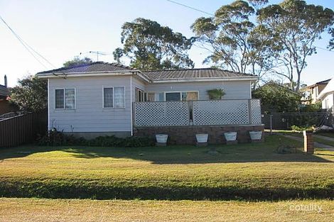 30 Seventh Ave, Toukley, NSW 2263