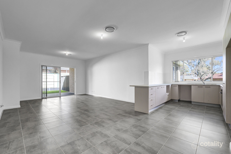 Property photo of 14 Dundas Place Wakeley NSW 2176