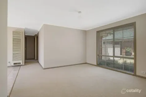 Property photo of 2/2 Lyons Place West Wodonga VIC 3690