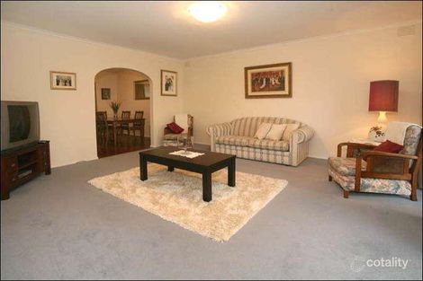 Property photo of 45 Mannering Drive Glen Waverley VIC 3150