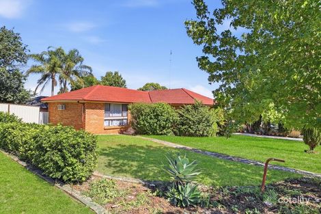 2 Strauss Rd, St Clair, NSW 2759
