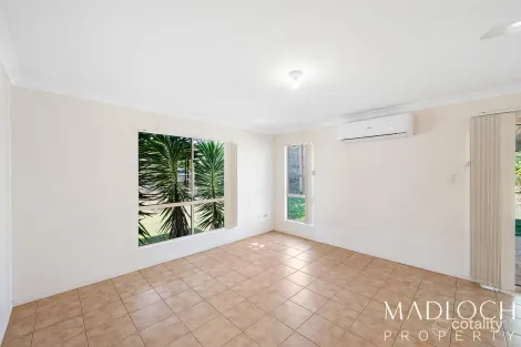 Property photo of 3 Elm Court Kin Kora QLD 4680
