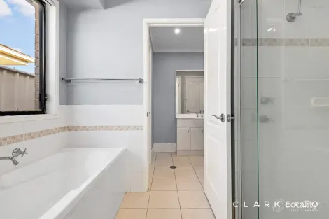 Property photo of 6 Bendtree Cove Thornton NSW 2322