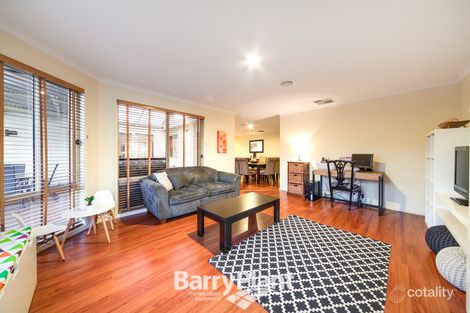 Property photo of 38 Oaklands Way Pakenham VIC 3810