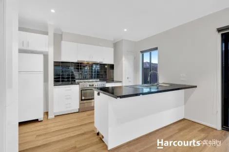 Property photo of 14 Romulus Crescent Cranbourne West VIC 3977