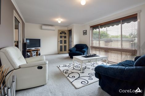 Property photo of 57 Lampard Road Drouin VIC 3818