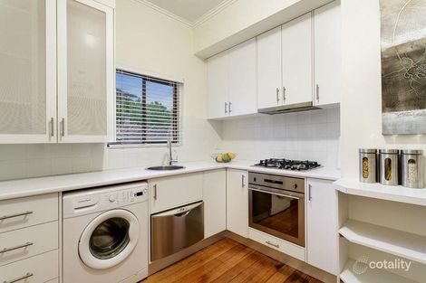 Property photo of 4/60 McIlwrick Street Windsor VIC 3181