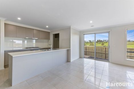 Property photo of 6 Aperloo Road Drouin VIC 3818