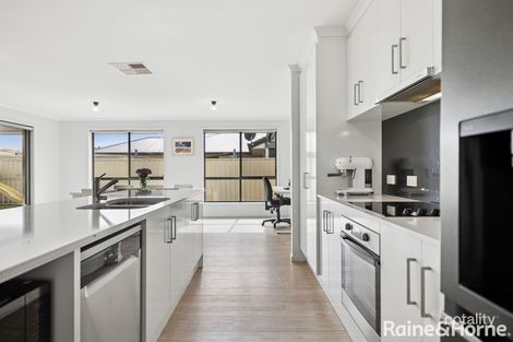 Property photo of 4 Lyric Close Murray Bridge SA 5253
