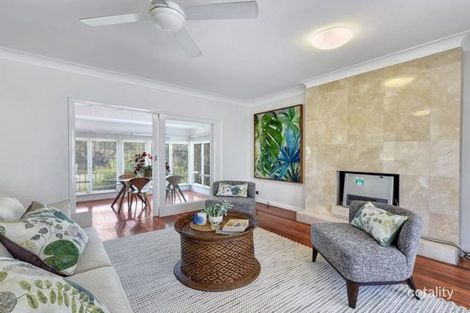 Property photo of 60 Meiers Road Indooroopilly QLD 4068