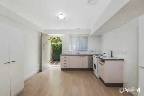 Property photo of 4/56 Longfellow Street Norman Park QLD 4170