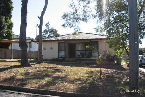 4 Woodward Ave, Wyong, NSW 2259