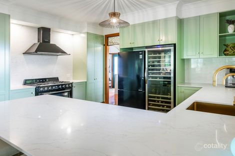 Property photo of 16 Bill Court Parkwood QLD 4214
