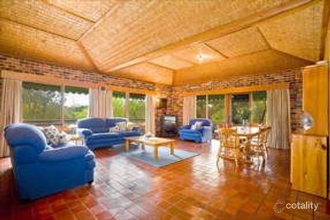 Property photo of 98 Ingrams Road Research VIC 3095