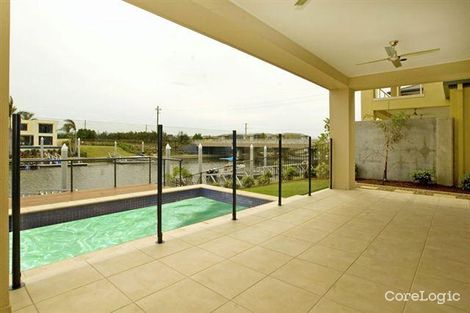 Property photo of 7403 Ellensbrook Drive Hope Island QLD 4212