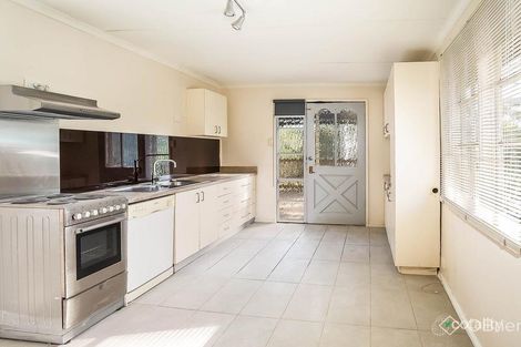Property photo of 18 Batesleigh Road Selby VIC 3159