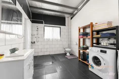 Property photo of 49 Thomas Road Laravale QLD 4285