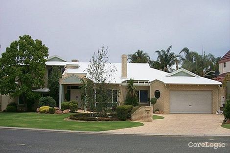 Property photo of 11 Lake Carine Gardens Carine WA 6020