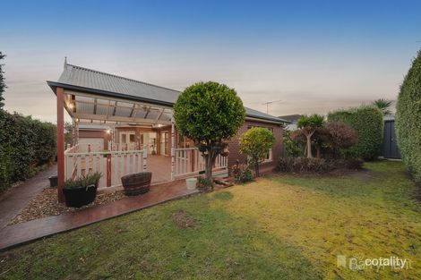 Property photo of 16 Maple Leaf Avenue Narre Warren South VIC 3805