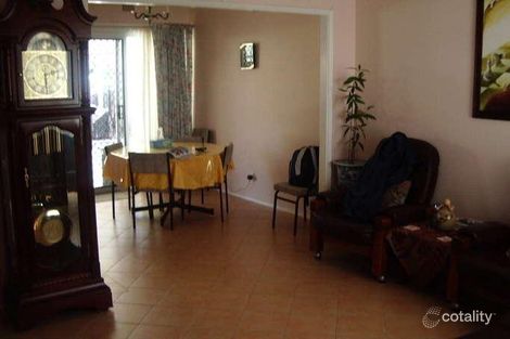 Property photo of 16 Kansas Place Toongabbie NSW 2146