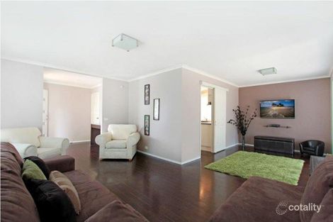 Property photo of 4 Highview Drive Farmborough Heights NSW 2526