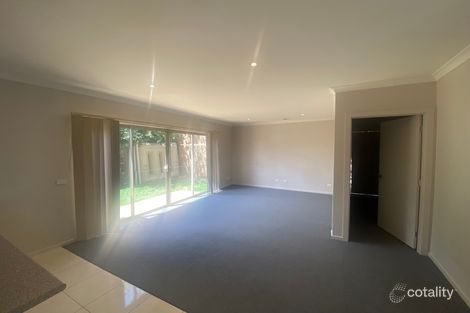 Property photo of 2/34 Grace Street Cranbourne VIC 3977