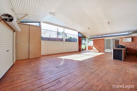 Property photo of 30 Lillyvicks Crescent Ambarvale NSW 2560