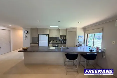 Property photo of 2/8A River Road Kingaroy QLD 4610