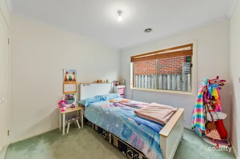 Property photo of 62 Leigh Drive Pakenham VIC 3810