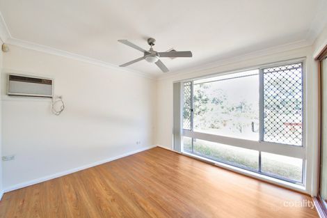 Property photo of 30 Lillyvicks Crescent Ambarvale NSW 2560