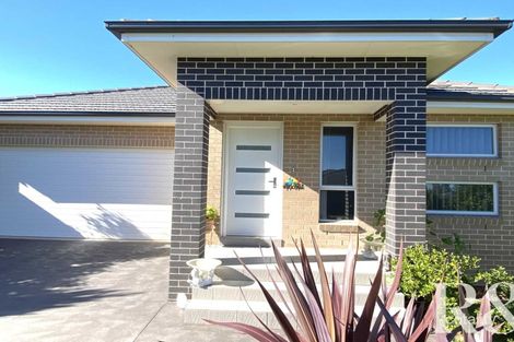 Property photo of 71 Richards Loop Oran Park NSW 2570