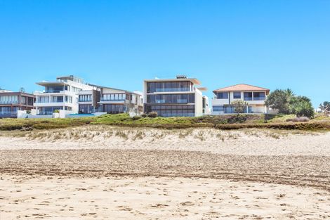 Property photo of 2/209-211 Hedges Avenue Mermaid Beach QLD 4218