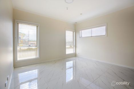 Property photo of 10 Hemmie Road Edmondson Park NSW 2174
