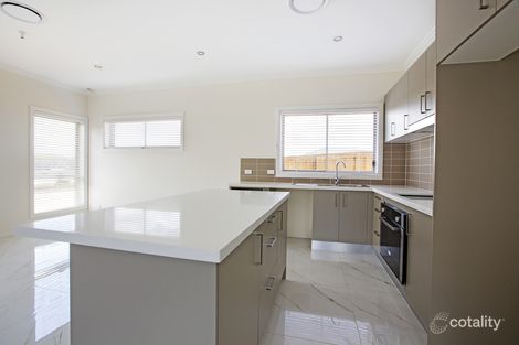 Property photo of 10 Hemmie Road Edmondson Park NSW 2174