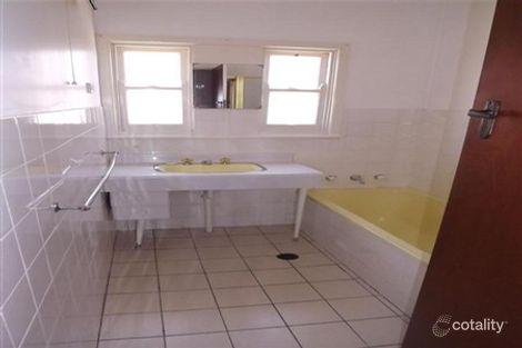 Property photo of 7 Belmore Avenue Parkes NSW 2870