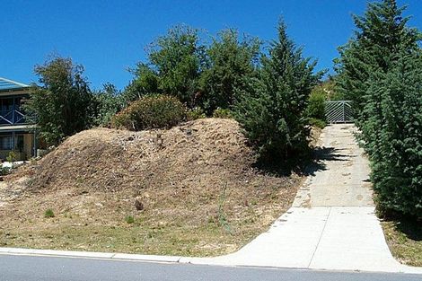 30-32 Minderoo Cres, Golden Bay, WA 6174