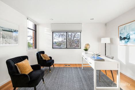 Property photo of 21 Holroyd Street Kew VIC 3101