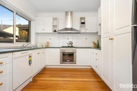 Property photo of 2/1 Woonah Street Chadstone VIC 3148