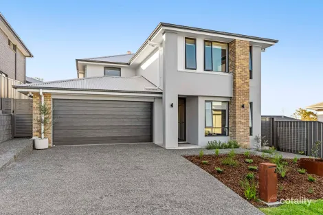 4 Pelican St, Teralba, NSW 2284