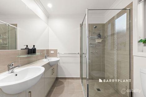 Property photo of 17 Cherrington Avenue Officer VIC 3809