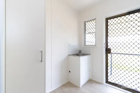 Property photo of 5 King Street Urangan QLD 4655