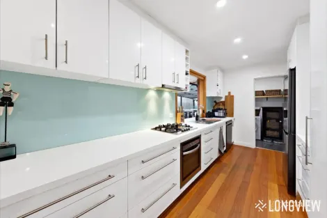 Property photo of 43 Perrett Avenue St Albans VIC 3021