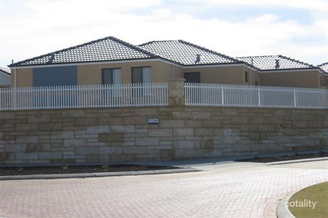 Property photo of 3/5 Milson Terrace Ellenbrook WA 6069