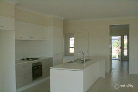 Property photo of 8 Aspect Street Belmont QLD 4153