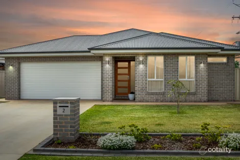 Property photo of 2 Catanzariti Drive Yoogali NSW 2680