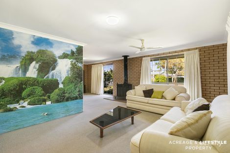 Property photo of 5 Sandpiper Street Beachmere QLD 4510
